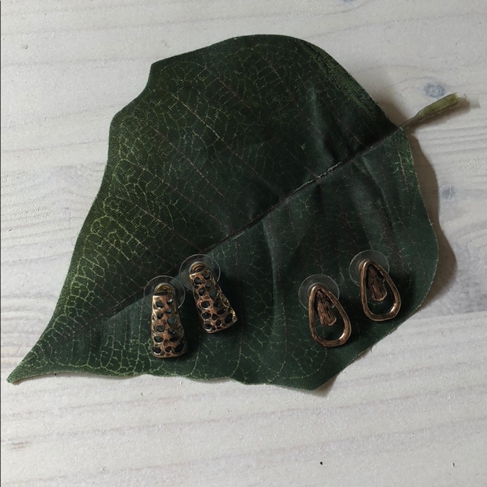 Bundle For Two Vintage Statement Earrings. - image 4